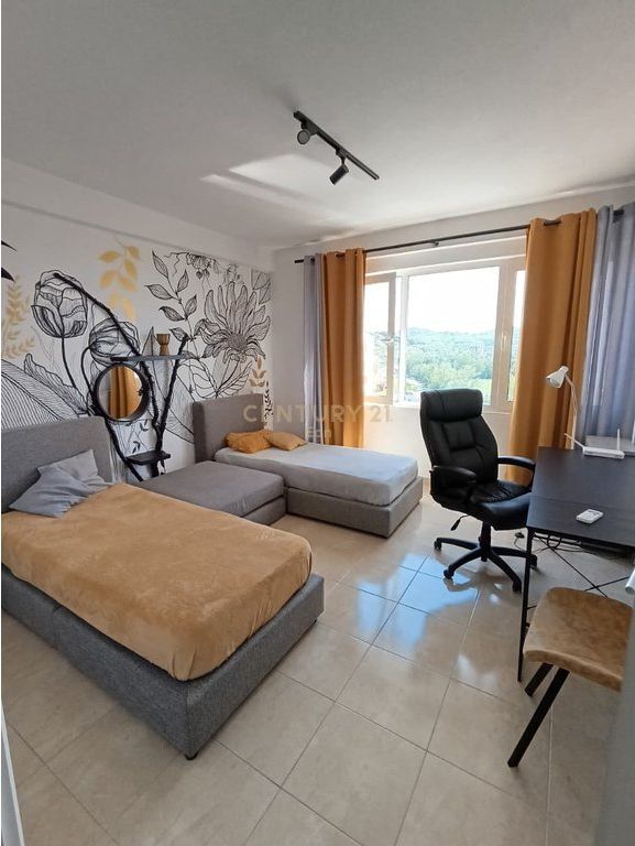 Apartament 2+1 me pamje deti  në Plazh, Durrës !