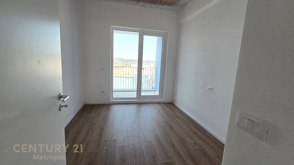 Apartament 2+1+2 per shitje, Rezidenca OXA