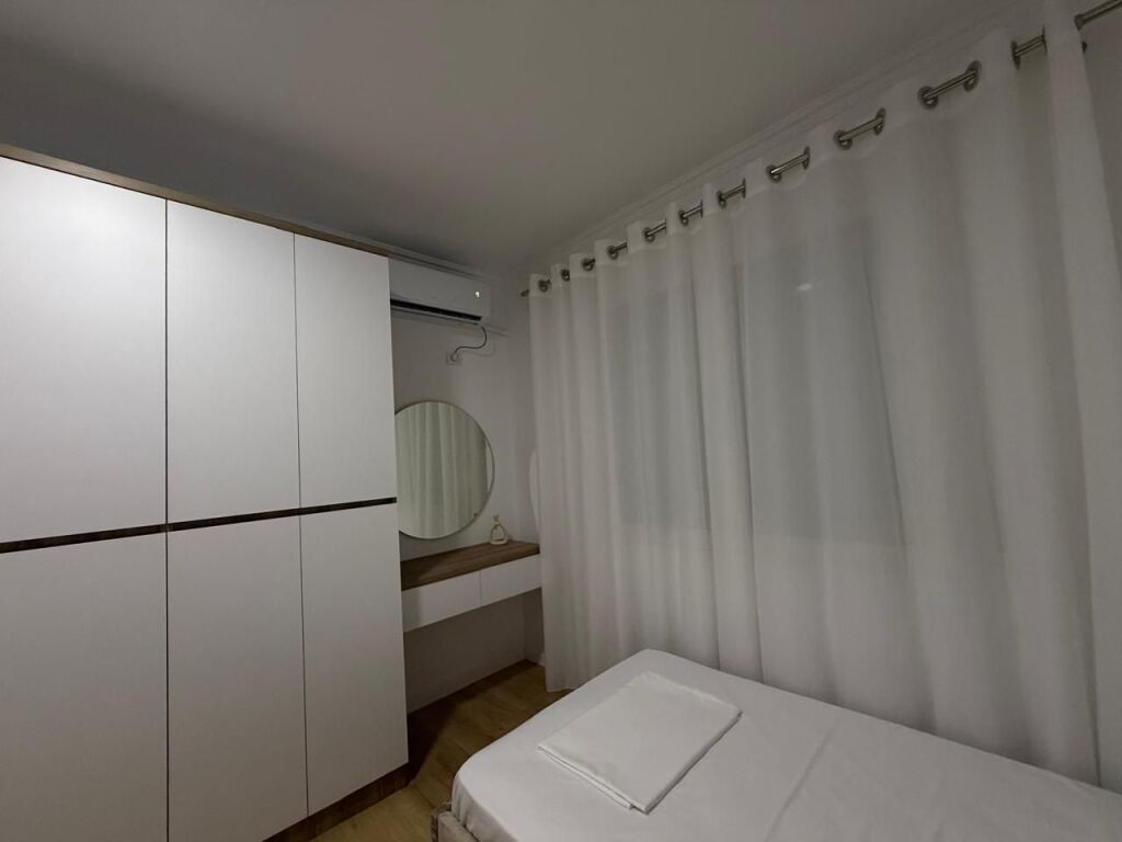 🏡 **Modern Apartment 2+1+2+Parking for Rent – Dry Lake, near Hotel Radisson, Tirana