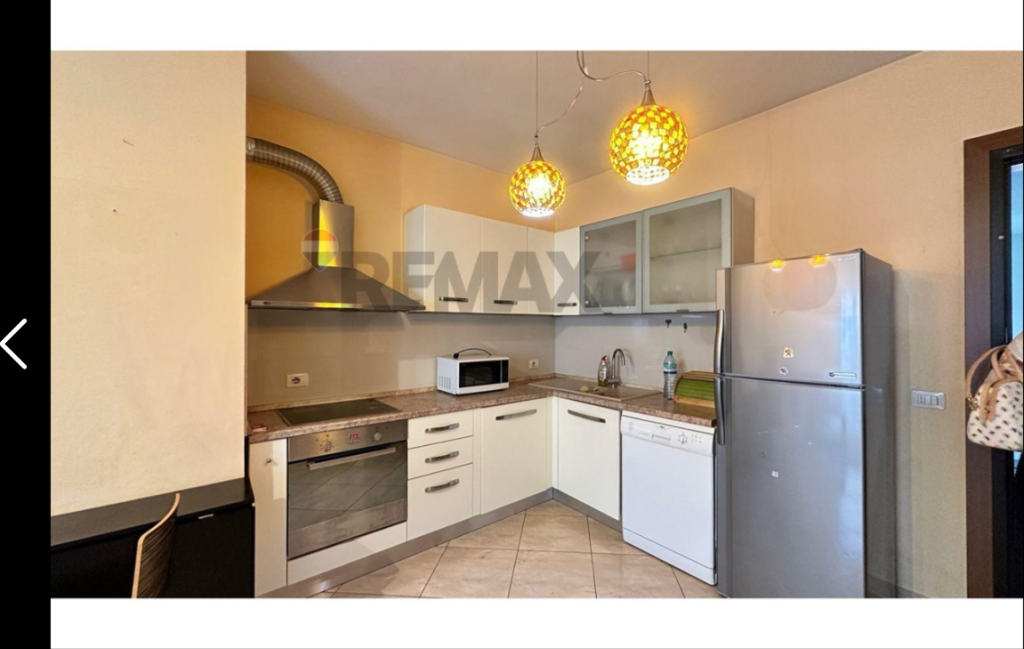 Apartament per qera 1+1 tek Sheshi Avni Rustemi