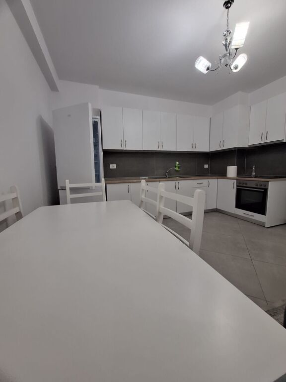 📣 Apartament 2+1+2 me 2 ballkone me qera ne Astir