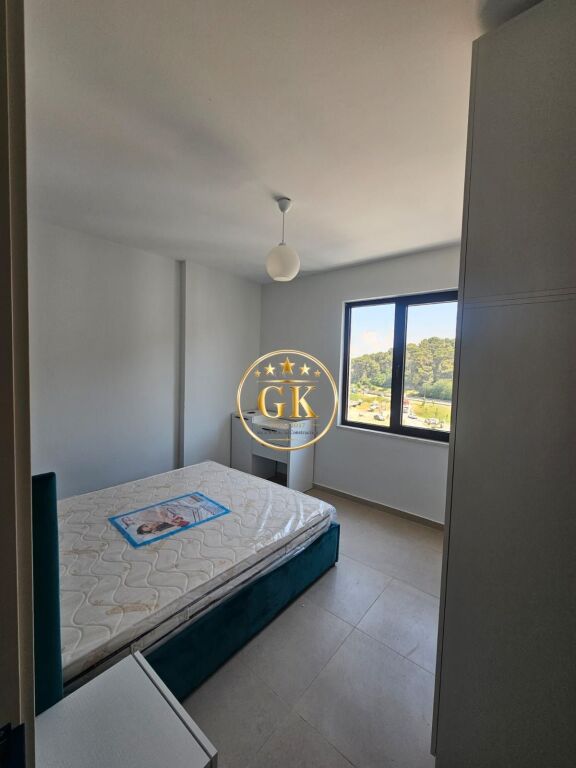 🏡 Shitet Apartament 1+1 në Golem