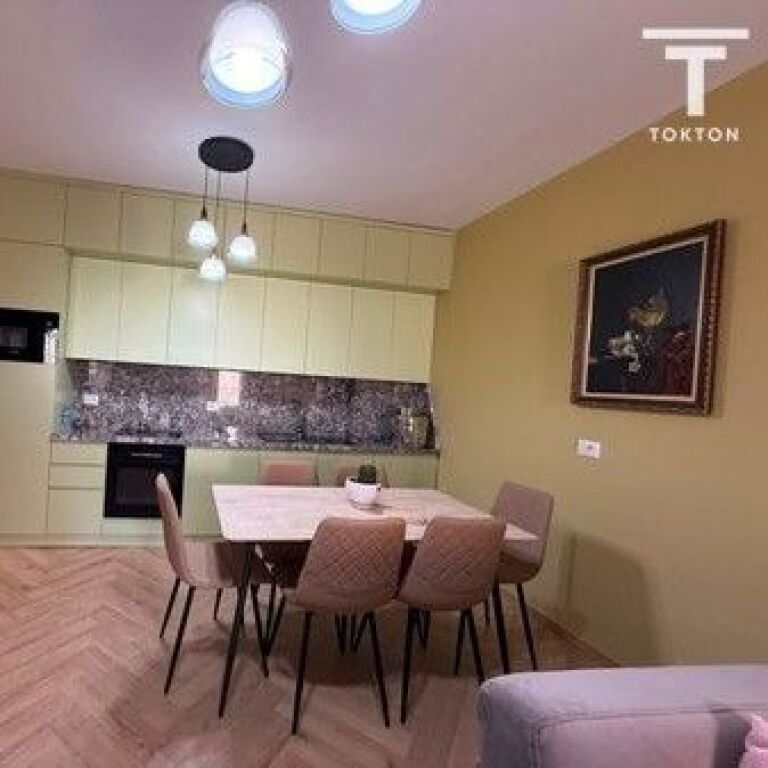 SHITET, APARTAMENT 1+1, PAZARI I RI, TIRANË