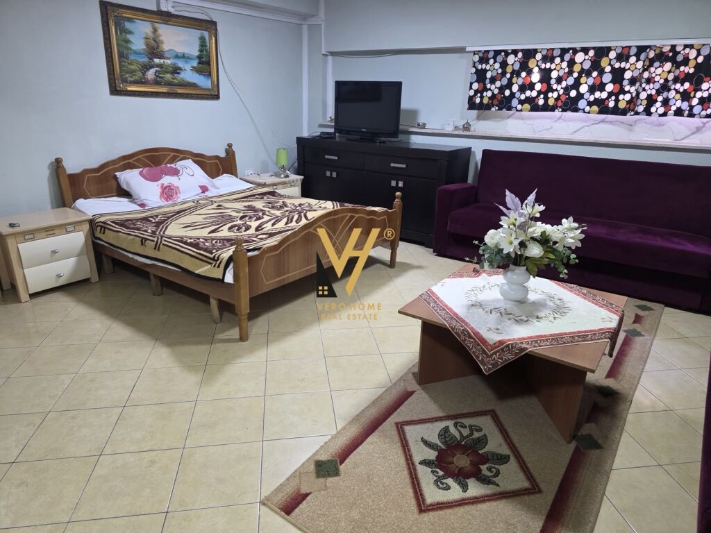 JEPET APARTAMENT 1+1 ME QERA TE MYSLYM SHYRI 45.000 LEKE