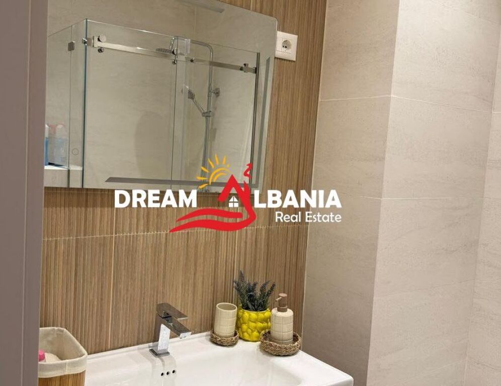 Jepet me Qira Apartament 1+1 pranë Qatar Center, Zogu i Zi (42111647) f