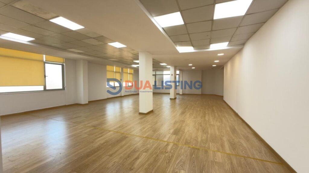 Office space for rent 330 m2– Near former LSI