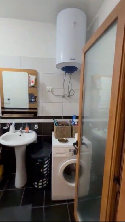 🏡 Apartament 1+1 me Qira – Myslym Shyri