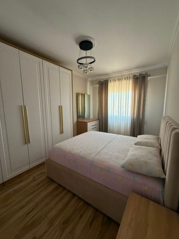 Apartament me qera 2+1+2+post parkimi