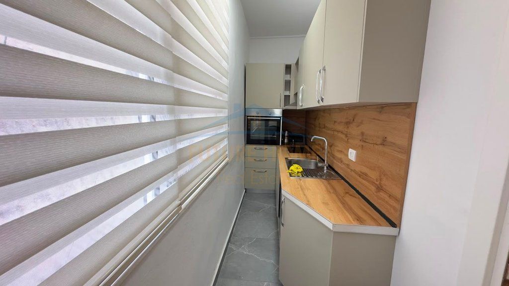 Qera, Apartament 2+1, Brryl , Tirane