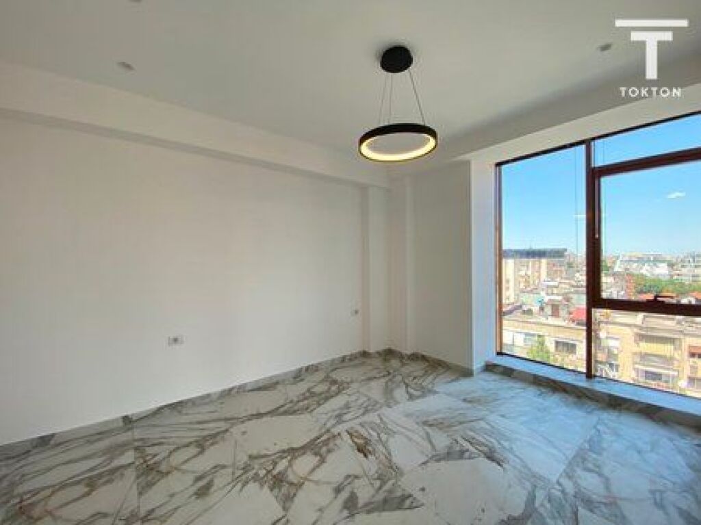 QIRA, APARTAMENT 1+1, RRUGA E KAVAJËS, TIRANË