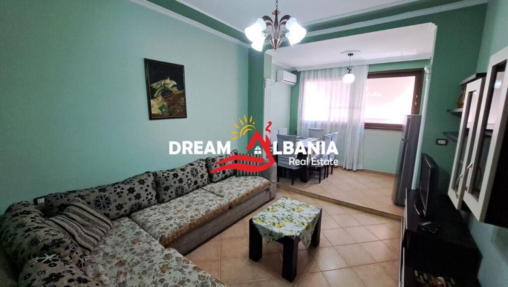 Appartamento 1+1+Cucina Separata in Vendita a Xhamllik, Vicino a Piazza Shtraus (ID 5119003)