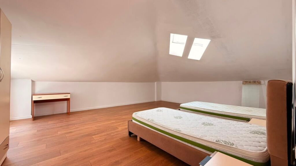 Apartament 2+1 me qira ne Fresk