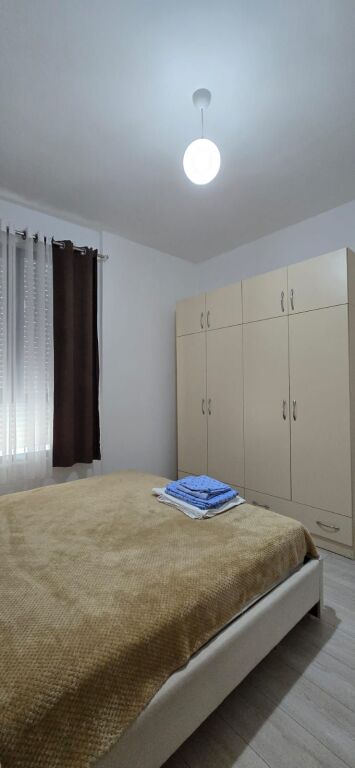 Appartamento 3+1+ Posto Auto in Affitto a Kinostudio Tirana