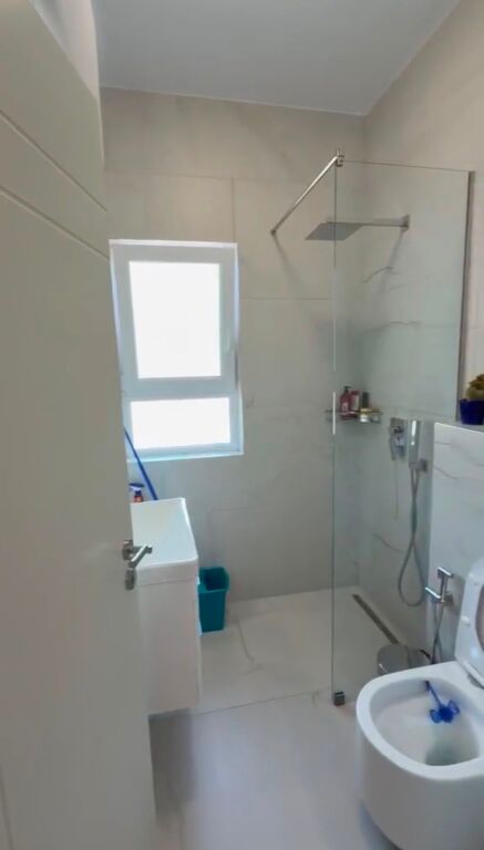Jepet me qira apartament 1+1