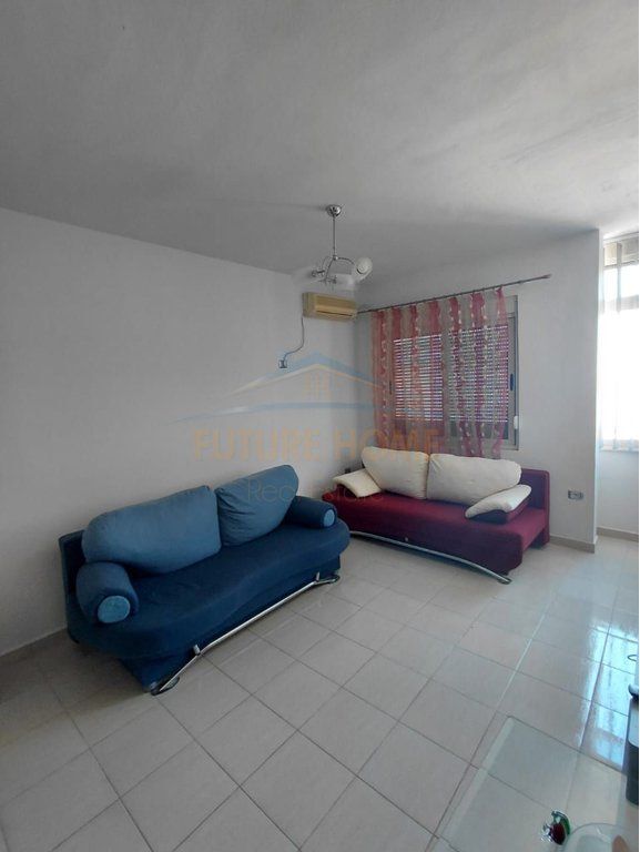 Shitet, Apartament 1+1, Mali Robit, Golem