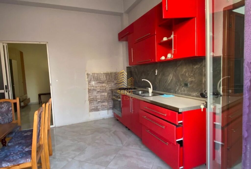 Rent, Private Entrance 1+1, Laprake, 35,000 Lek/Month