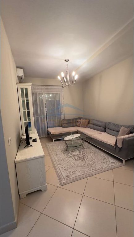 Shitet, Apartament 1+1, Spitali Amerikan 3, Tiranë