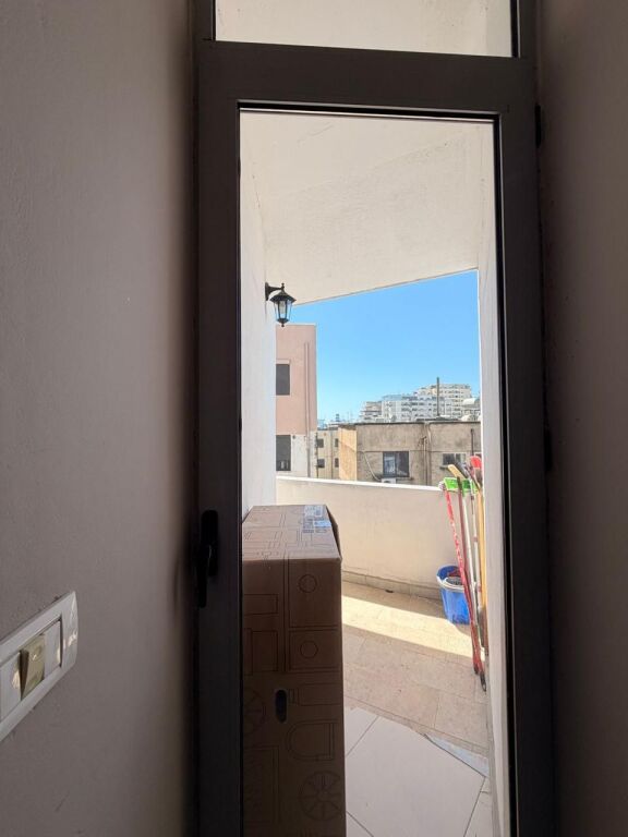 Shitet Apartament 2+1 në Ujësjellës, Durrës