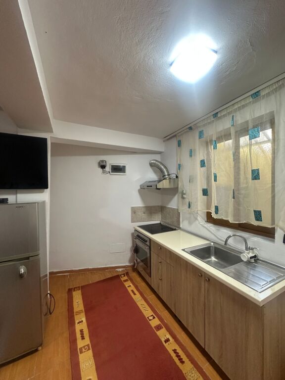 Rent | Garsoniere | Tregu i Ri Elektrik | 350 €/month
