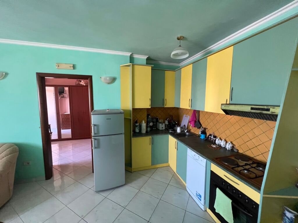 SHITET APARTAMENT 1+1 FLORIDA PLAZH DURRES 70m2 100,000 Euro