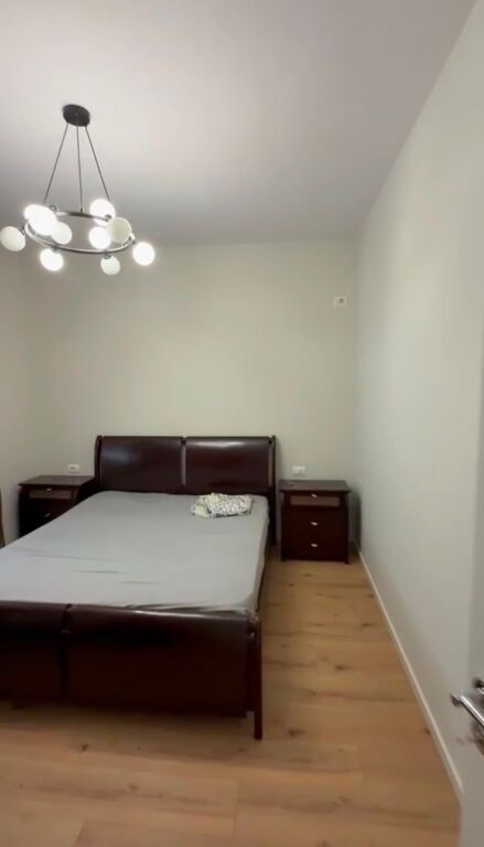 Jepet me qira apartament 1+1