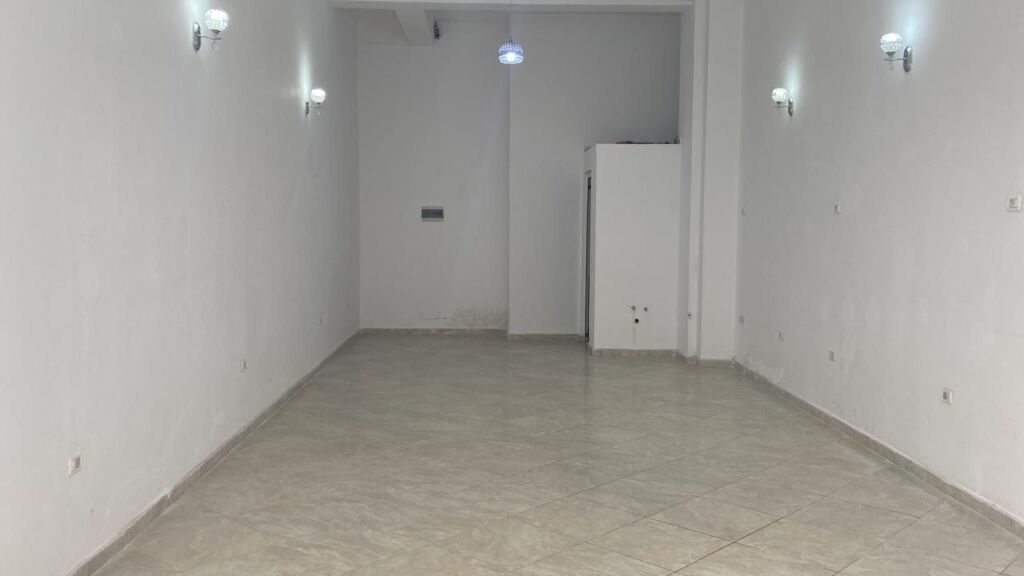 Premises for rent Astir 350 thousand lek