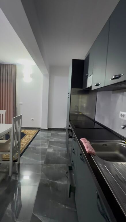 Affitto | Shtëpi private 1 + 1 | Astir | 400 €/mese
