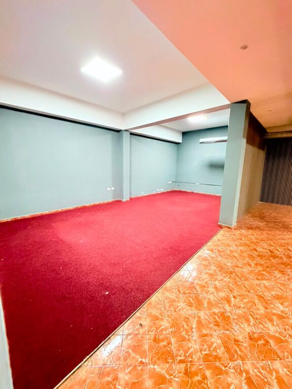 BUSINESS PREMISES FOR RENT IN THE SUKTH AREA, DURRËS