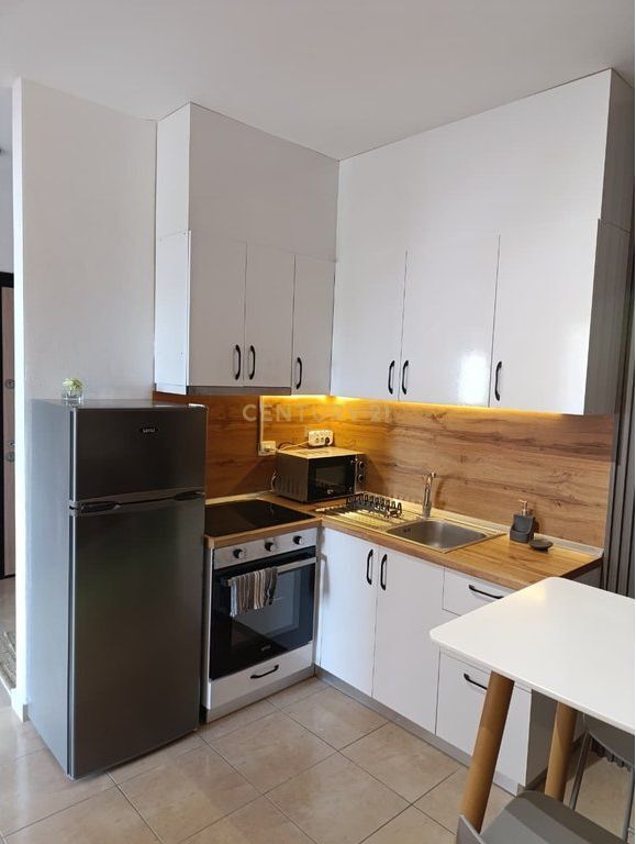 Apartament 2+1 me pamje deti  në Plazh, Durrës !
