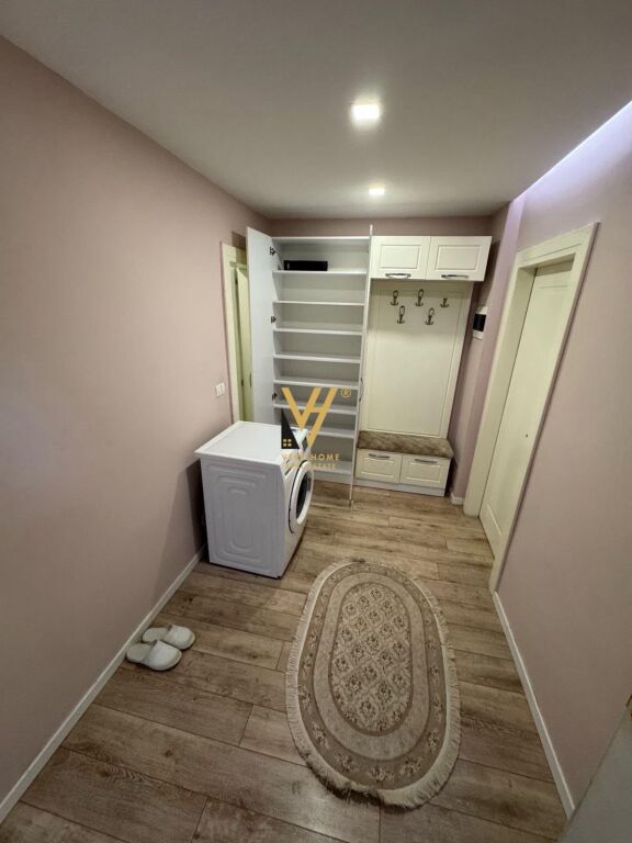 JEPET APARTAMENT 1+1 ME QIRA TE 21 DHJETORI 60.000 LEKE