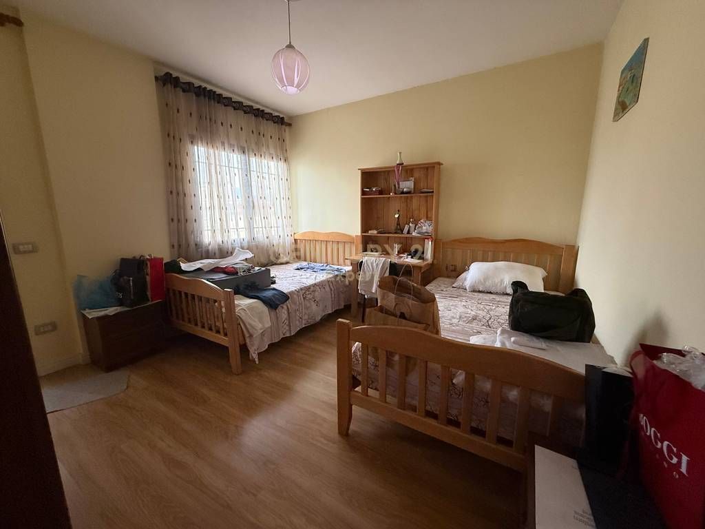 APARTAMENT 2+1+2 PER SHITJE PERBALLE RING CENTER,ZOGU I ZI!