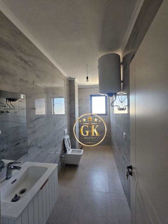 🏡 Shitet Apartament 1+1 në Golem