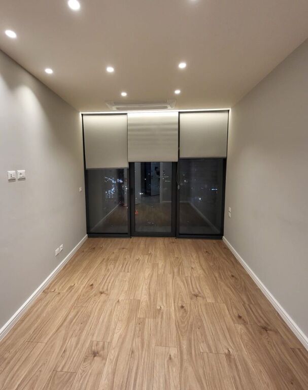 📌Jepet me Qira Zyrë – Lake View