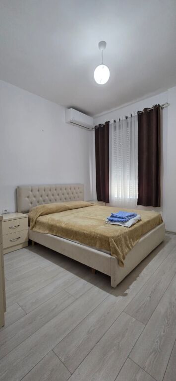 Appartamento 3+1+ Posto Auto in Affitto a Kinostudio Tirana