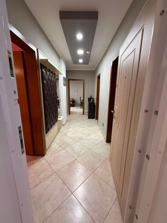 Jepet me qera 2+1 te Gjykata Durres