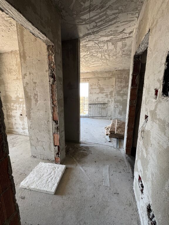 Shitet Apartament 1+1 ne Porcelan📍