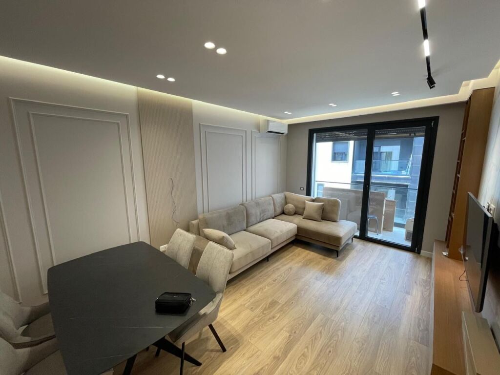 We rent a 1+1 apartment at the Dry Lake, Met Invest!