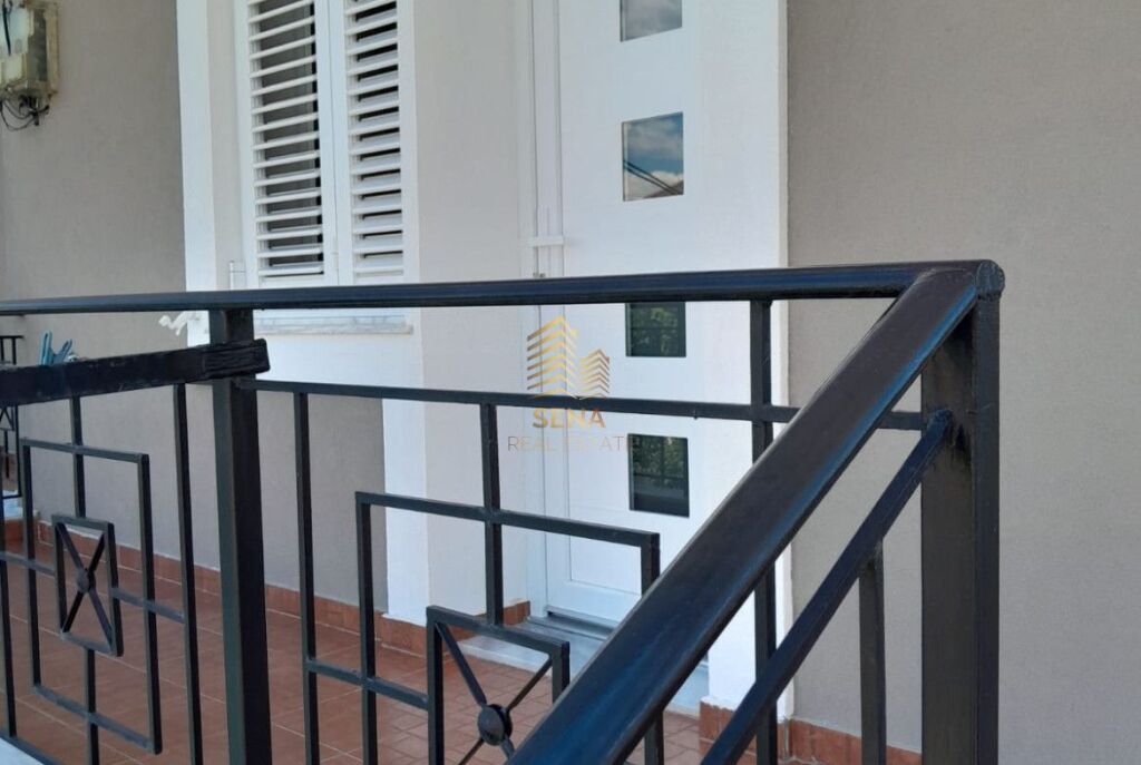 Rent, Private Entrance 1+1, at the end of Jordan Misja street, 35,000 Lek/Month