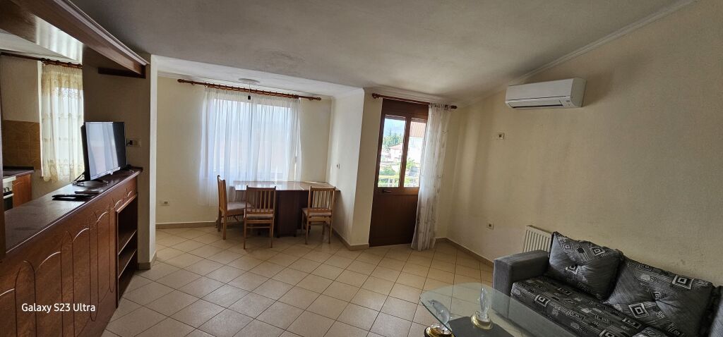 ✨ Jepet me qira apartament 2+1 | Rruga Bajram Allaraj