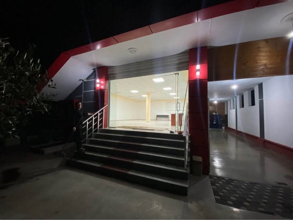 SHOP FOR RENT 100 m2 - KAMEZ