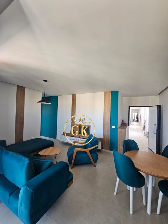 🏡 Shitet Apartament 1+1 në Golem