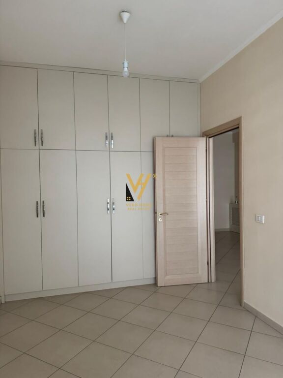 VENDESI APPARTAMENTO 1+1+BLK A KOMUNA E PARISIT 202.000 EURO