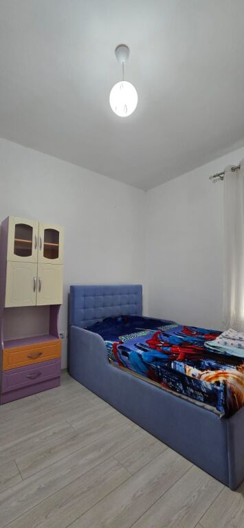 Appartamento 3+1+ Posto Auto in Affitto a Kinostudio Tirana