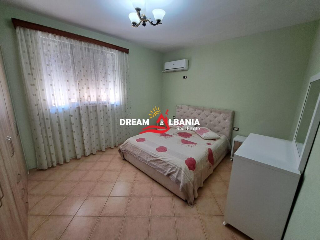Appartamento 1+1+Cucina separata in vendita a Xhamllik, vicino a Piazza Shtraus (ID 5119003)