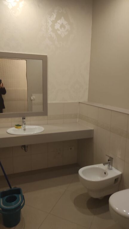 BUSINESS PREMISES FOR RENT NEAR DURRES COURT