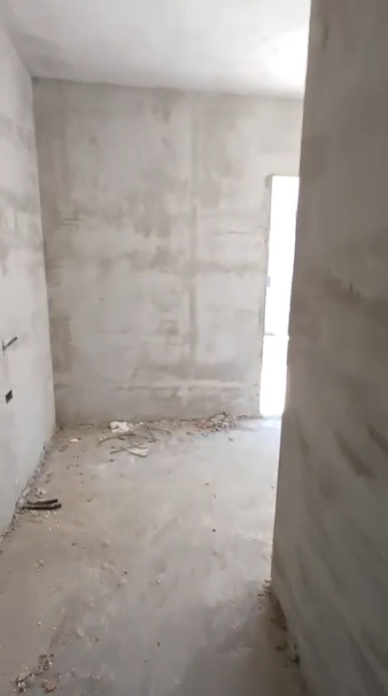 🏡 SHITET APARTAMENT 2+1+2 – ISH FUSHA E AVIACIONIT
