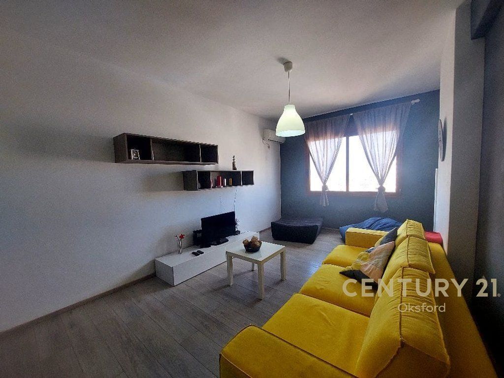 Appartamento 1+1 vicino a Pasticeri Elezaj Vlore