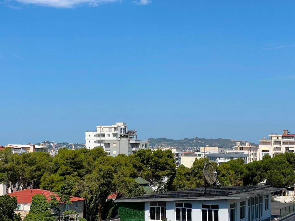 SHITET APARTAMENT 1+1 FLORIDA PLAZH DURRES 70m2 100,000 Euro