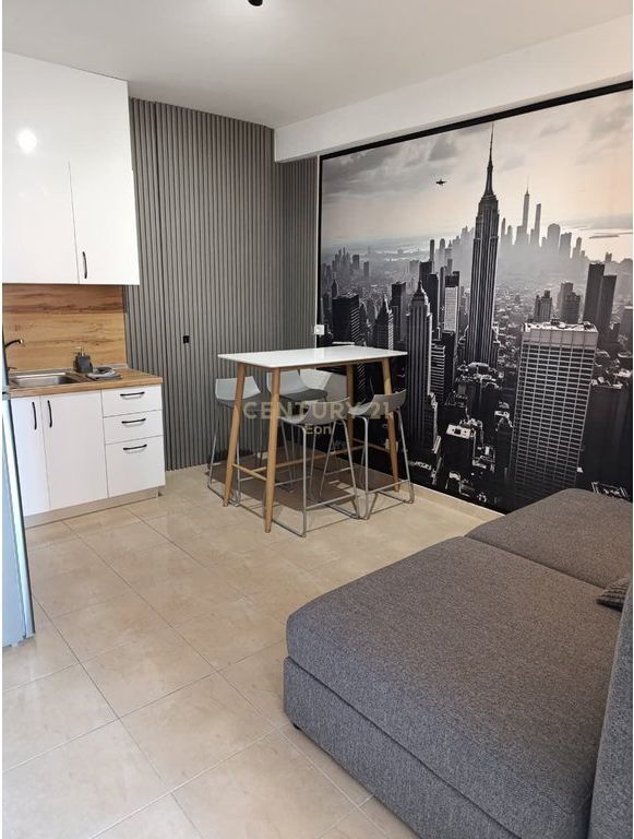 Apartament 2+1 me pamje deti  në Plazh, Durrës !