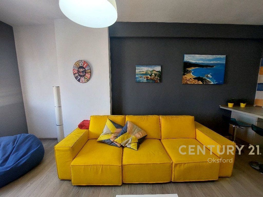 Appartamento 1+1 vicino a Pasticeri Elezaj Vlore